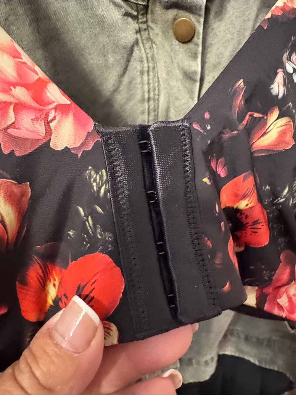 Torrid Black Floral Plunge Push Up Bra with Multicolor Blooms - Picture 7 of 8